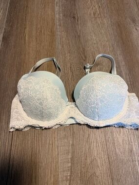 Victoria's Secret Dream Angels Lined Demi Light Blue Lace Push-Up Bra